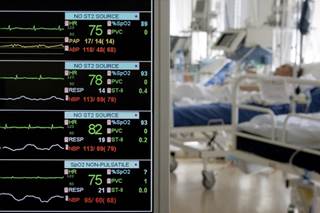 A shared decision-making process should be used when making major treatment decisions and to define overall goals of care. A shared decision-making process should be used when making major treatment decisions and to define overall goals of care.