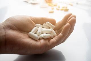 Chondroitin sulfate is known to exert its beneficial anti-inflammatory action on human osteoarthritic chondrocytes through the inhibition of Nuclear Factor κB activation induced by Interleukin-1β. Chondroitin sulfate is known to exert its beneficial anti-inflammatory action on human osteoarthritic chondrocytes through the inhibition of Nuclear Factor κB activation induced by Interleukin-1β.