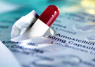 A significant 52% decrease was seen in AP prescribing among unknown/low-risk individuals. A significant 52% decrease was seen in AP prescribing among unknown/low-risk individuals.
