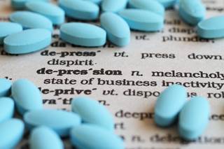 In patients with more severe cases of depression and high harm avoidance scores, a more favorable outcome was related to higher reward dependence and the non-smoking condition. In patients with more severe cases of depression and high harm avoidance scores, a more favorable outcome was related to higher reward dependence and the non-smoking condition.