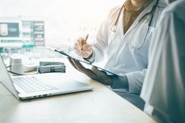 Managing Bisphosphonate Drug Holidays in Patients With Osteoporosis Managing Bisphosphonate Drug Holidays in Patients With Osteoporosis